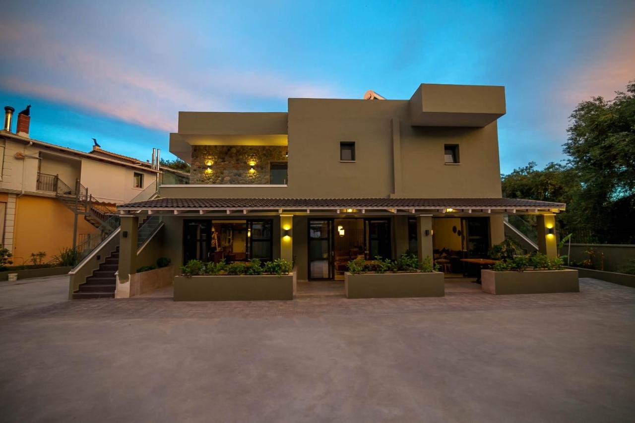 Olia Suites ปาร์กา ภายนอก รูปภาพ