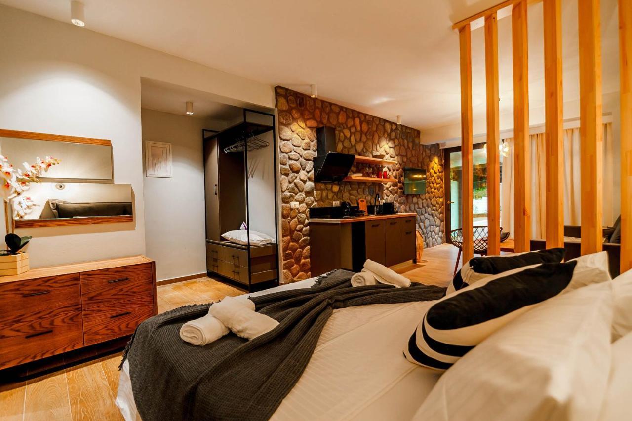 Olia Suites ปาร์กา ภายนอก รูปภาพ