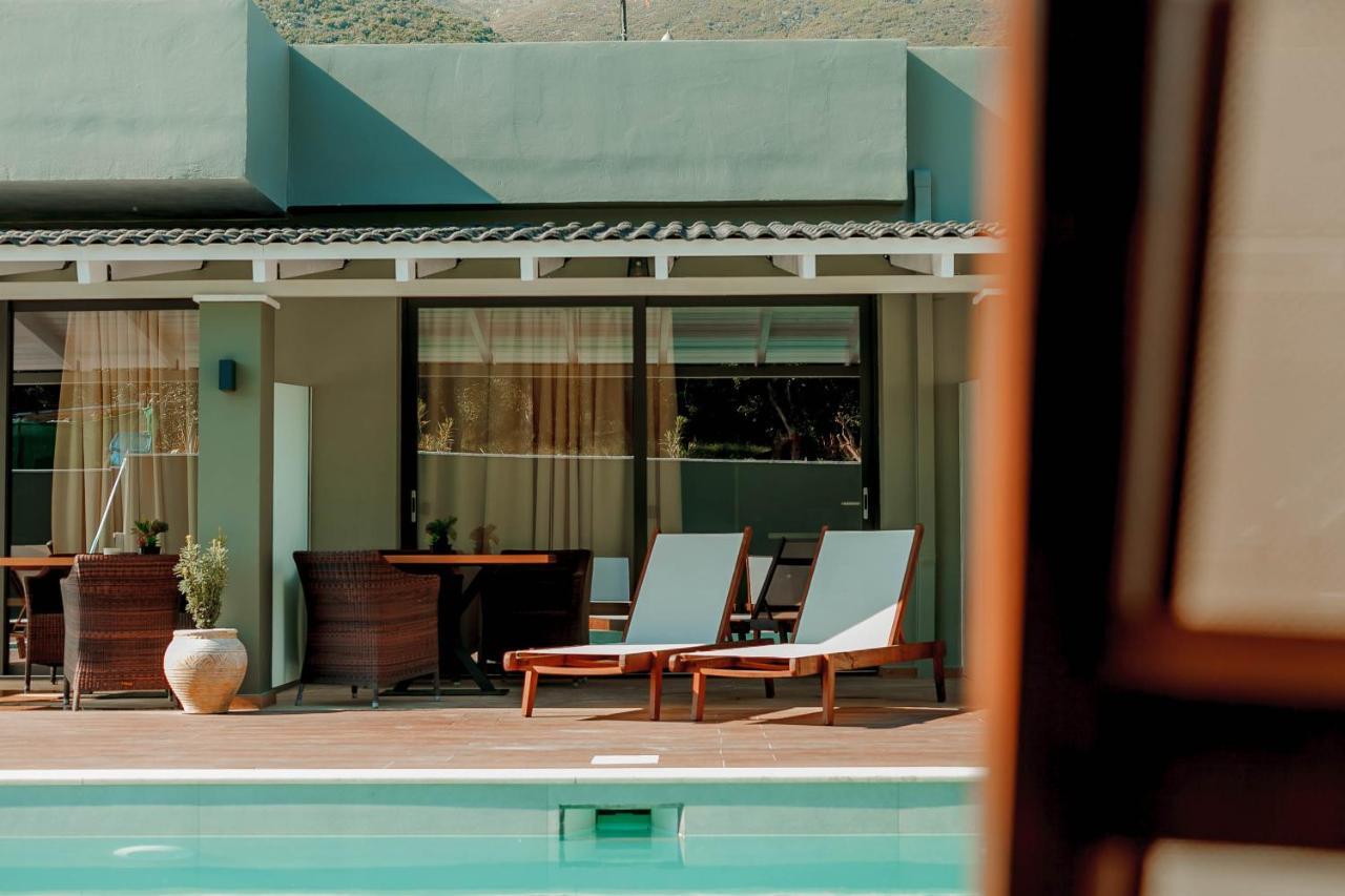 Olia Suites ปาร์กา ภายนอก รูปภาพ