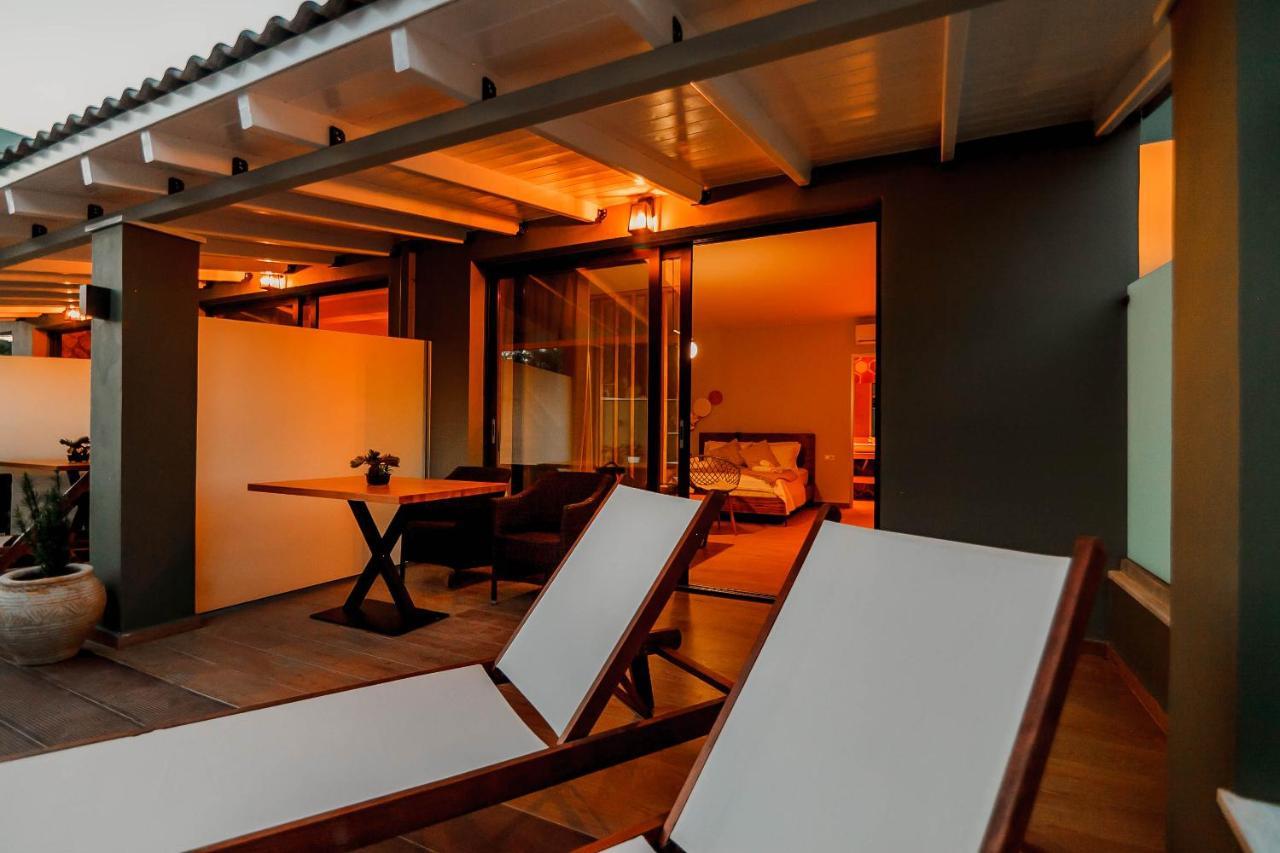 Olia Suites ปาร์กา ภายนอก รูปภาพ