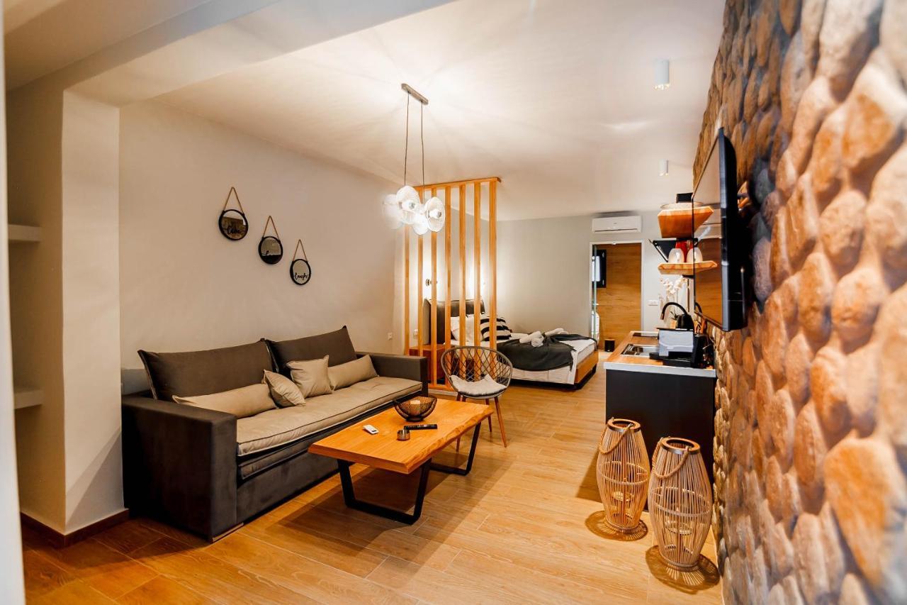 Olia Suites ปาร์กา ภายนอก รูปภาพ